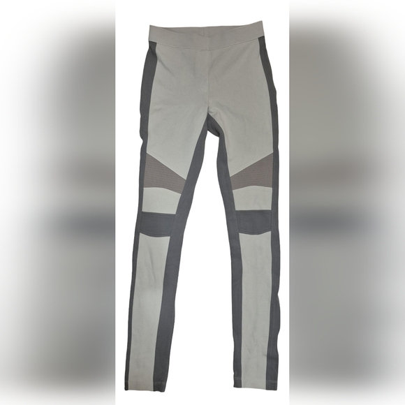 *NWOT* BCBGMaxAzria Cream and Gray Geometric Kervin Leggings - Picture 3 of 8
